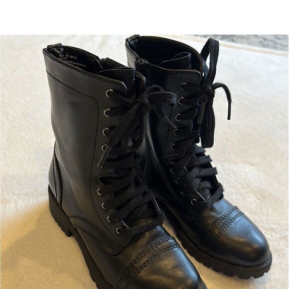 Arizona- AZ Jones Pewter Combat Boots - Picture 8 of 12
